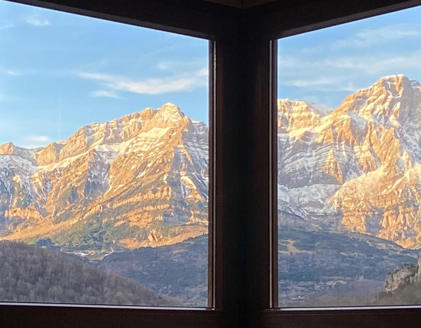 Vistas - A Pie De Pistas Y Wifi *